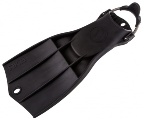 Apeks RK3 Vented Rubber Fins with Spring Straps